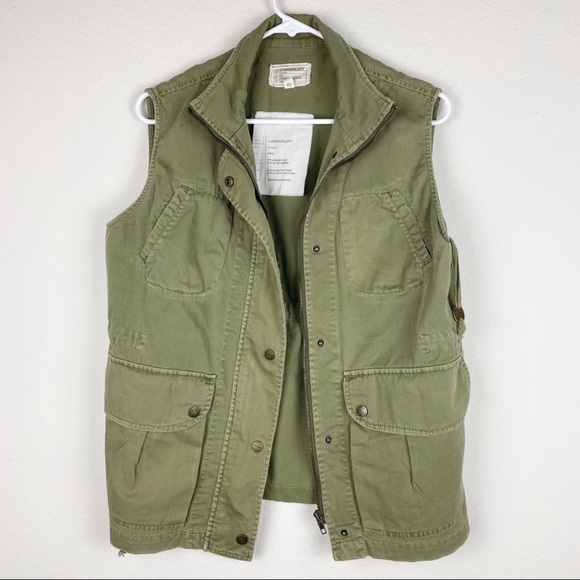 Current/Elliott The Leisure Utility Vest Jacket In Army Green - Picture 10 of 16